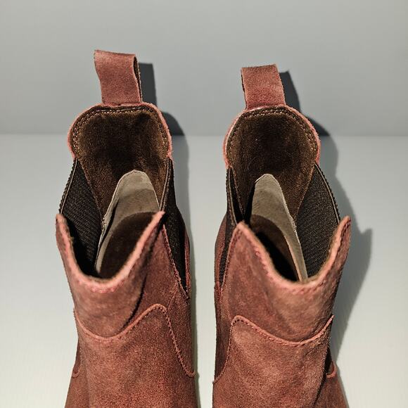 Born Graci Colors Ankle Bootie Size 8.5 Dark Brick Distressed Suede Chelsea Lug - Picture 8 of 14
